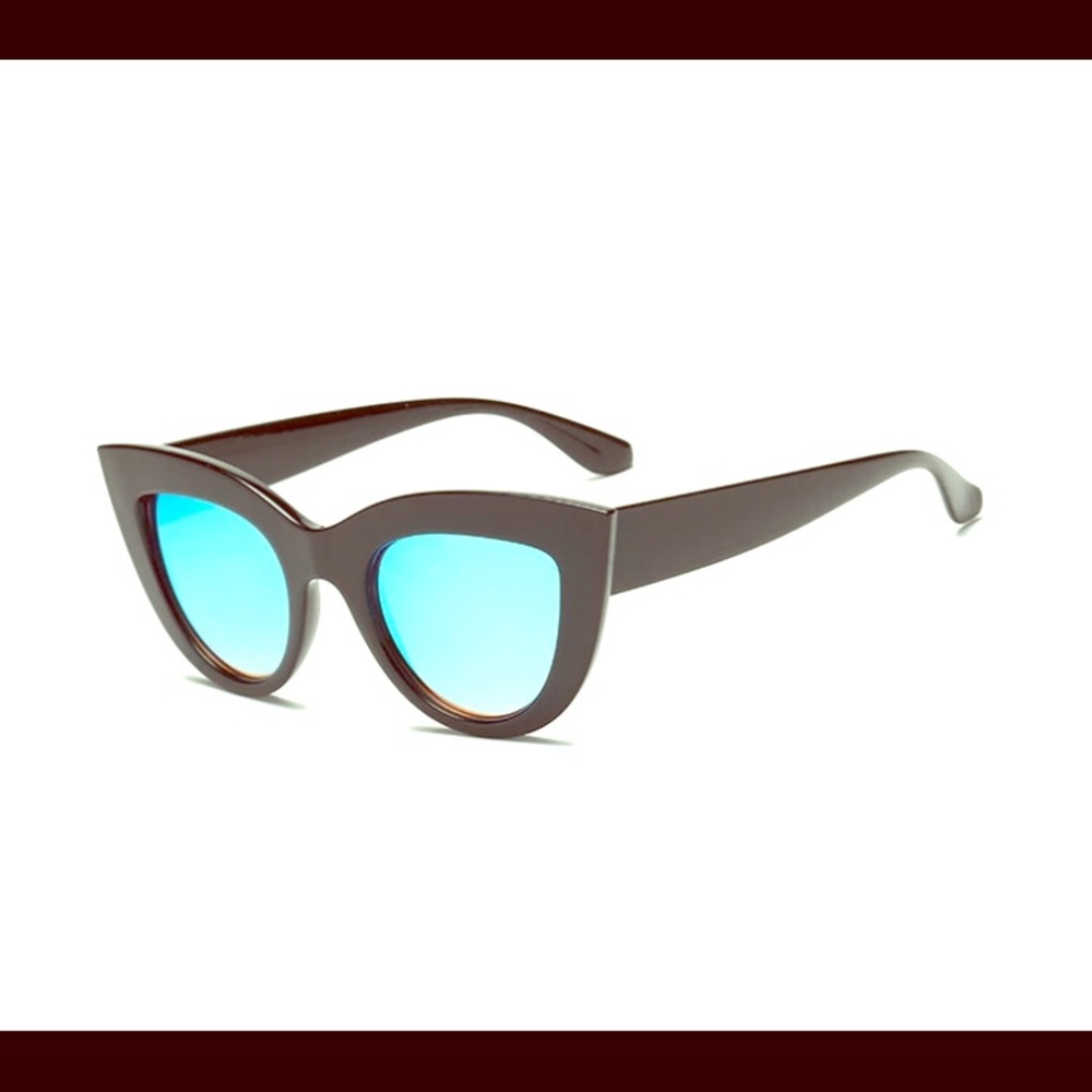 Pereless Cat-eye sunglasses